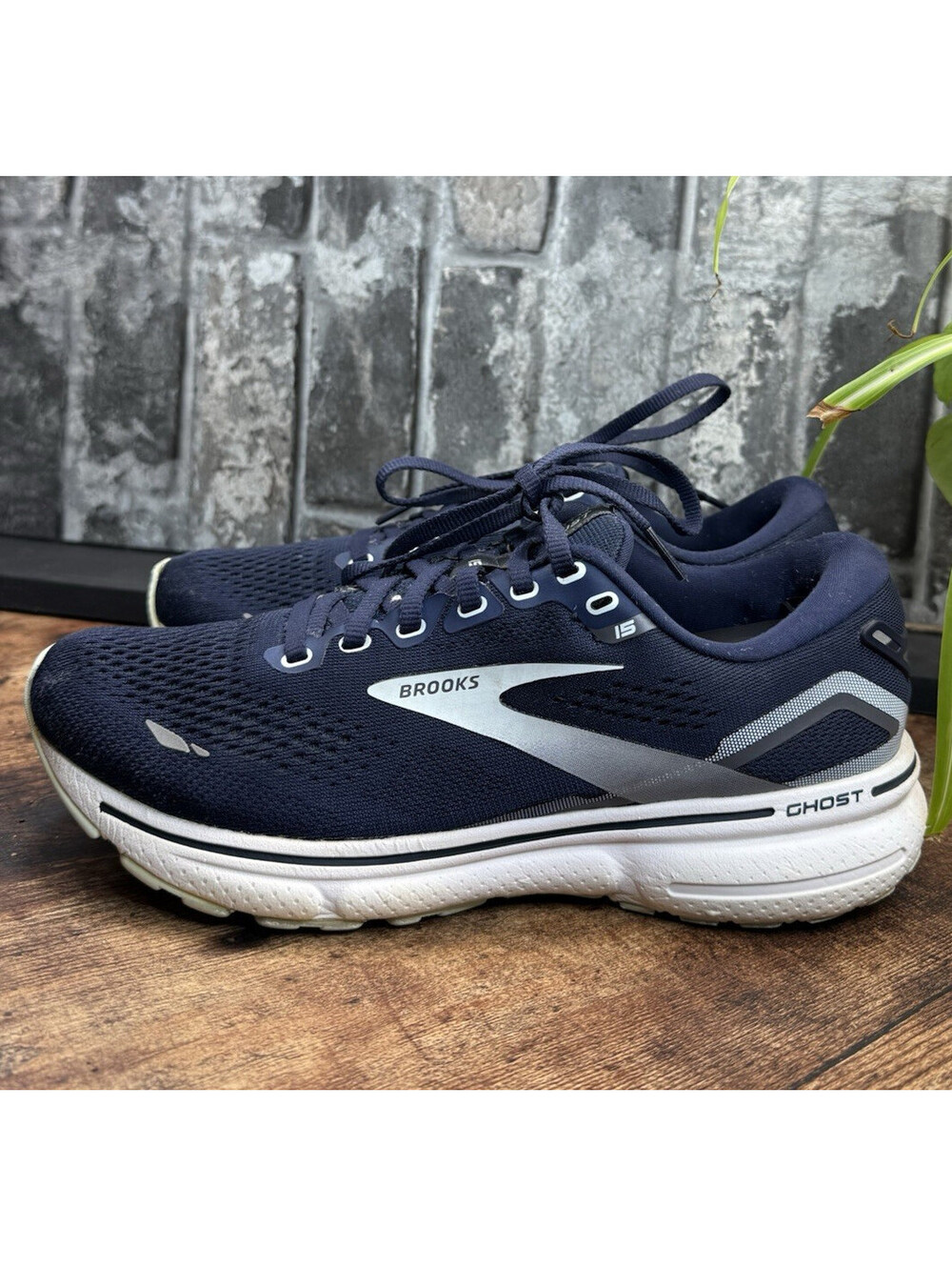 Brooks Ghost 15 Blue/White/Silver Solid Low Top Lace-Up Men's Sneaker